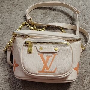 Louis Vuitton Crossbody Bag in Cream and Orange